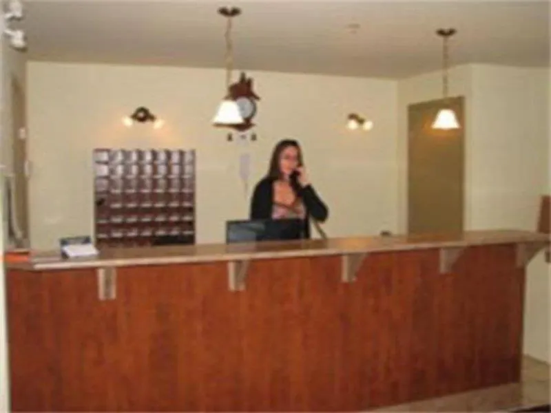 Econo Lodge Montréal Canadá