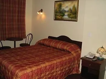 Econo Lodge Montréal Canadá