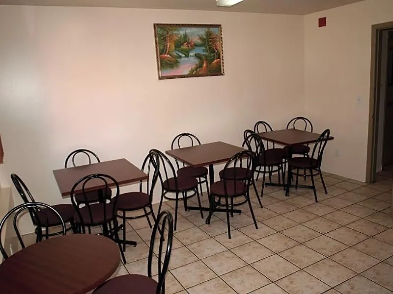Econo Lodge Montréal Hotel